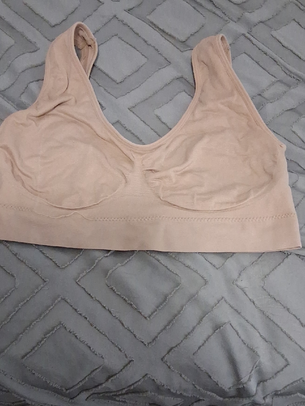 Seamless Nude Comfort Bra – Everyday Wireless Support